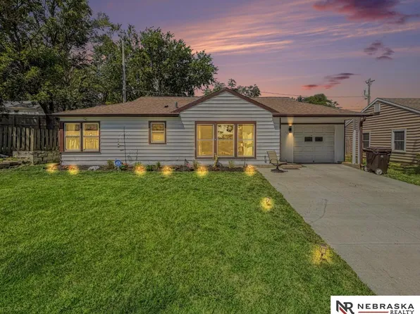 133 S 46th St, Lincoln, NE 68510