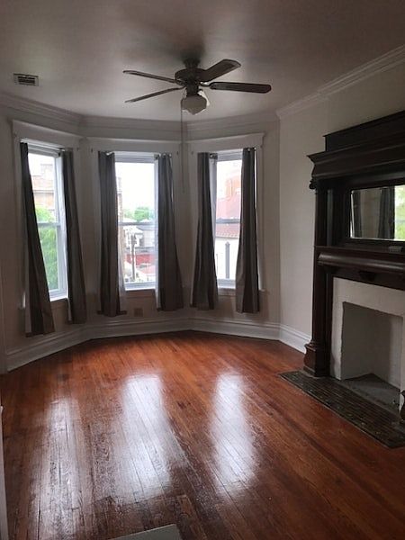 2nd image of 2141 W Belmont Ave #2