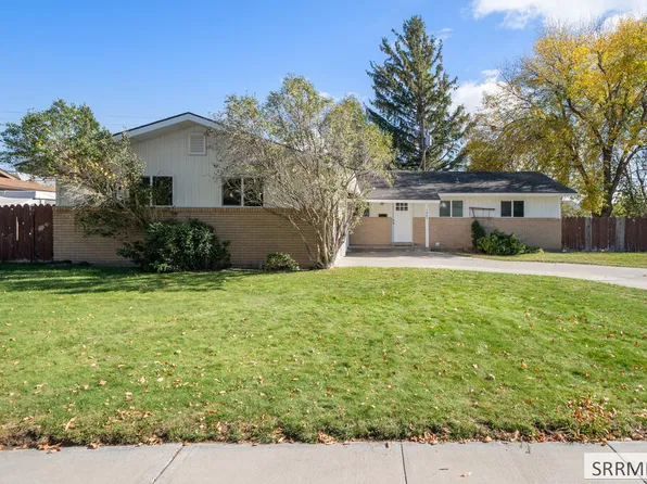 1985 Tiffany Dr, Idaho Falls, ID 83404