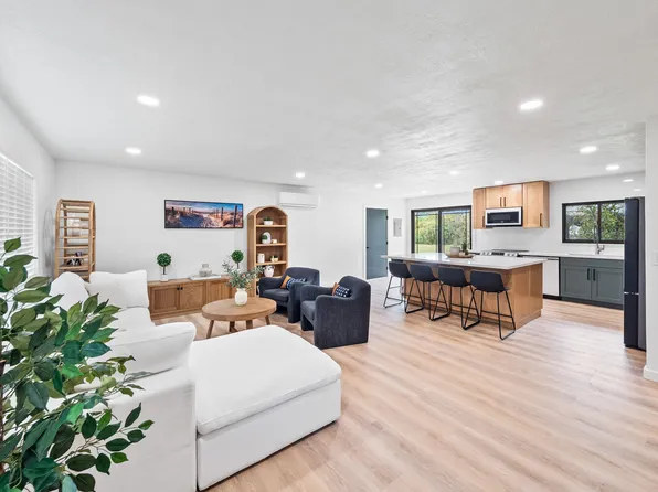 15-1673 12th Ave, Keaau, HI 96749