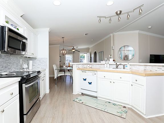2nd image of 11296 Rexmere Blvd #6-10PL