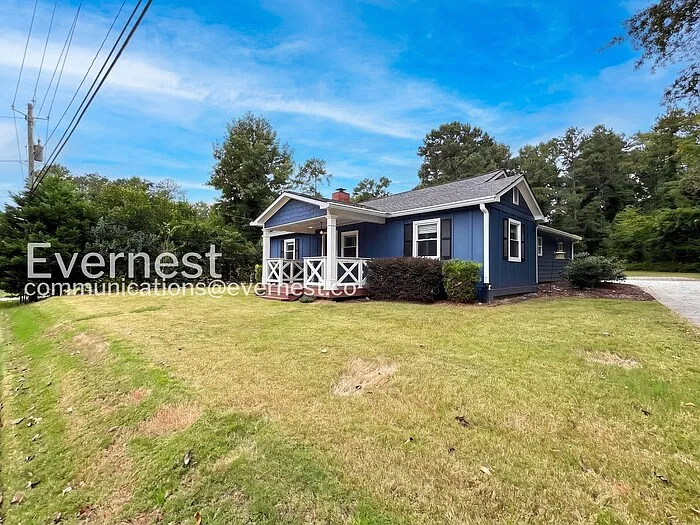 4 bed, 3.0 bath, 1912 sqft, $3,250 — Photo 2