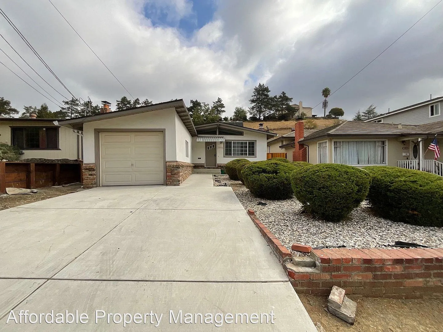 18834 Stanton Ave photo 1