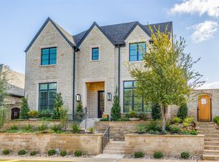 6812 Bonaparte Ct, Plano, TX 75024