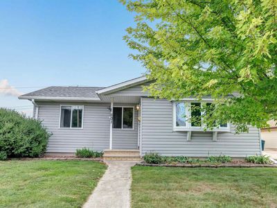 601 Marcella Ave, Combined Locks, WI, 54113