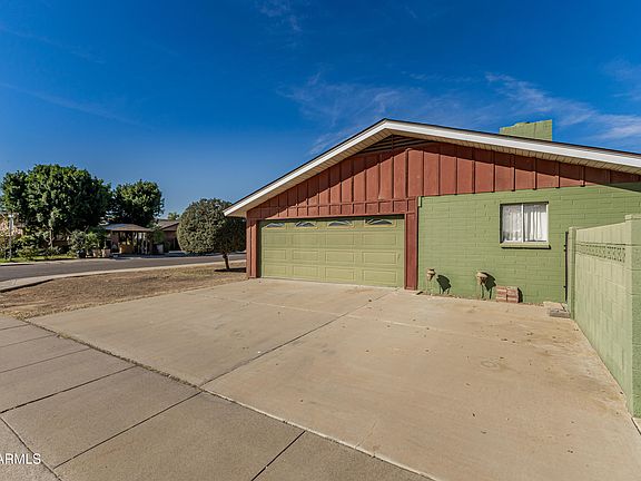 3rd image of 890 W DEL RIO Street