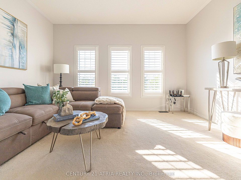 1st image of 21 Treegrove Cres