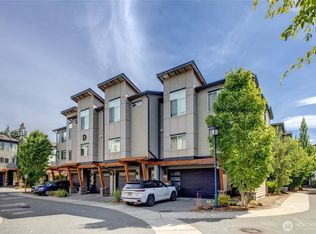 19225 Damson Road #D2, Lynnwood, WA 98036