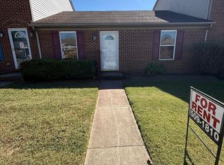 525 Tecumseh Trl, Versailles, KY 40383