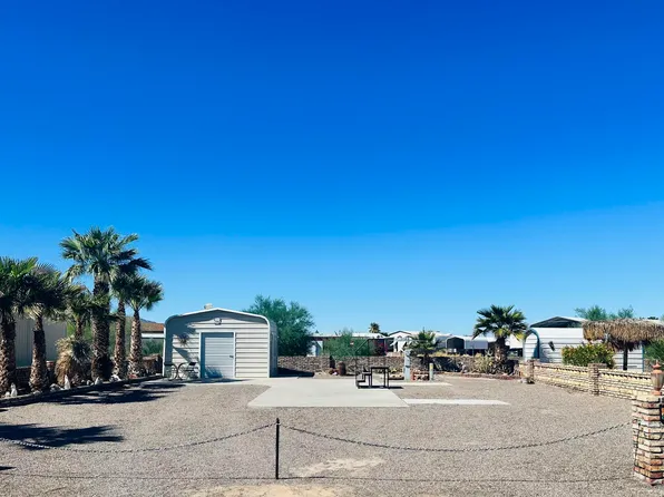 200 N Moon Mountain Ave #10, Quartzsite, AZ 85346