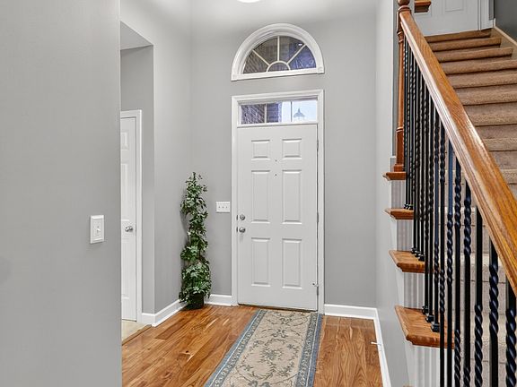 3rd image of 1322 Alamo Ave
