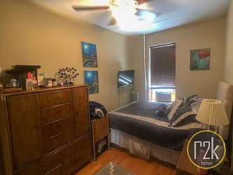 Rented by Realty 2000 Corp