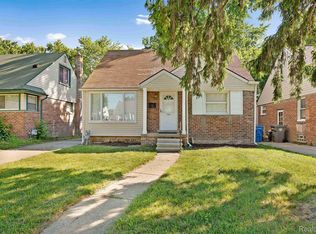 755 Sunningdale Dr, Inkster, MI 48141