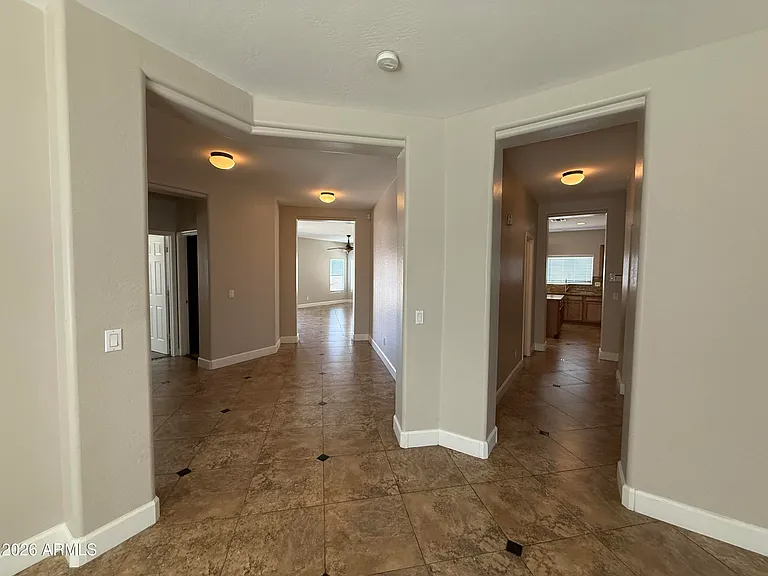 2208 N 93rd Ln — Photo 15
