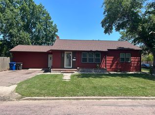 500 E 11th Ave, Mitchell, SD 57301