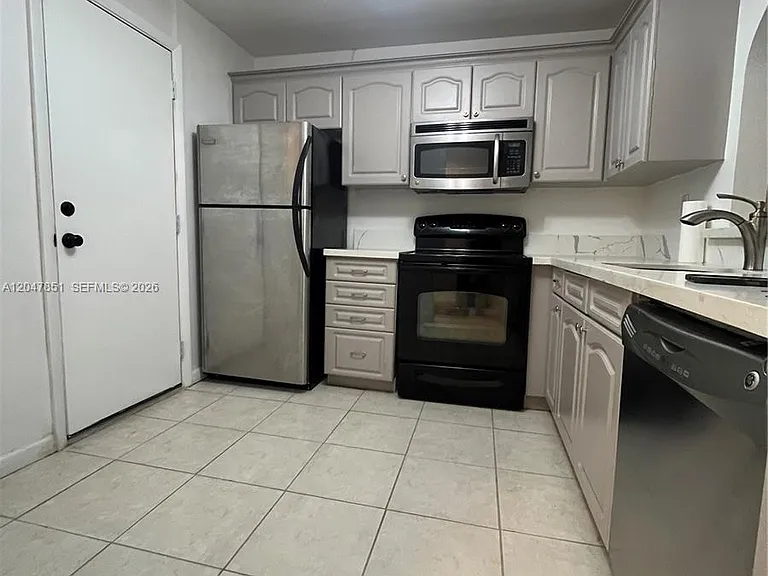 403 NW 68th Ave #206 — Photo 18