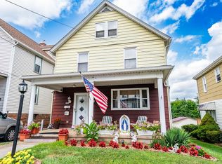 828 Crescent Ave, Ellwood City, PA 16117