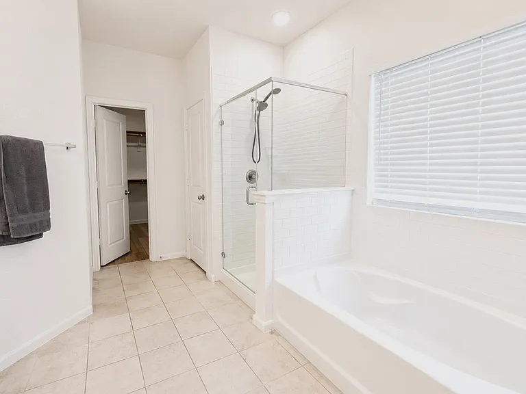 1404 Citrus Dr — Photo 9