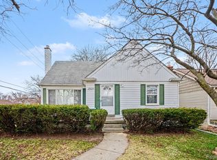 24274 Shakespeare Ave, Eastpointe, MI