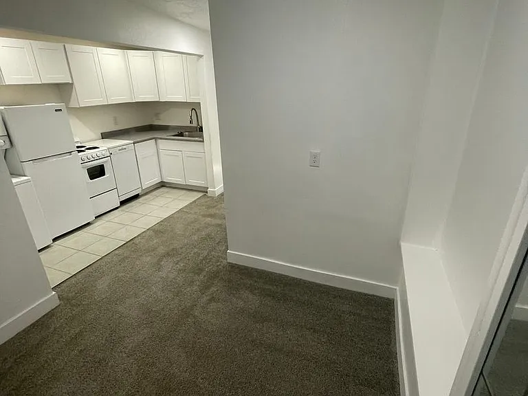 13224 S Redwood Rd — Photo 6