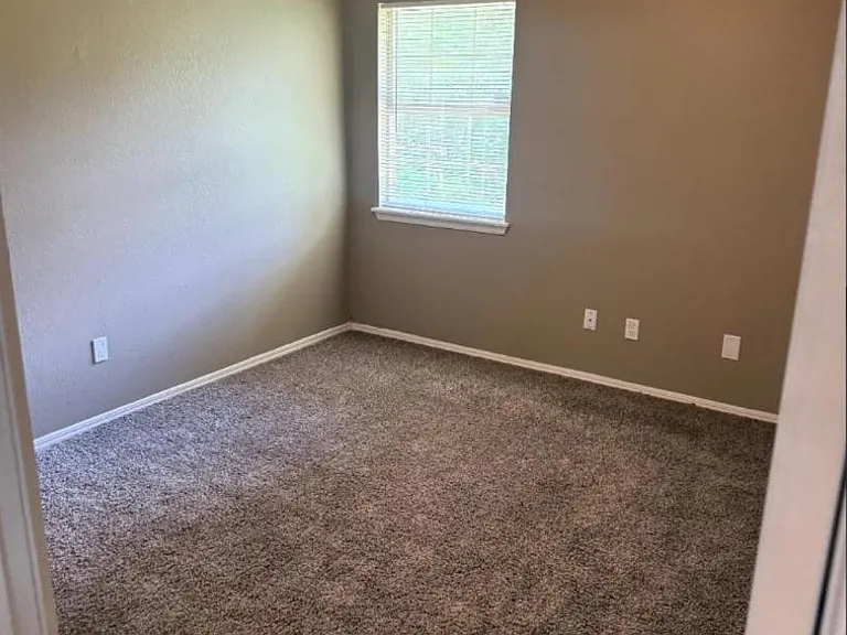 Unit Photo