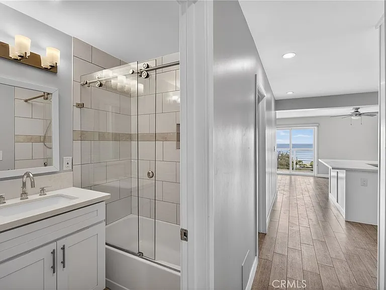 222 Arch St #1 — Photo 16