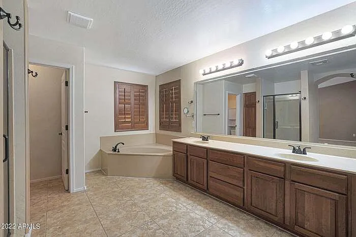 7863 W Melinda Ln — Photo 42