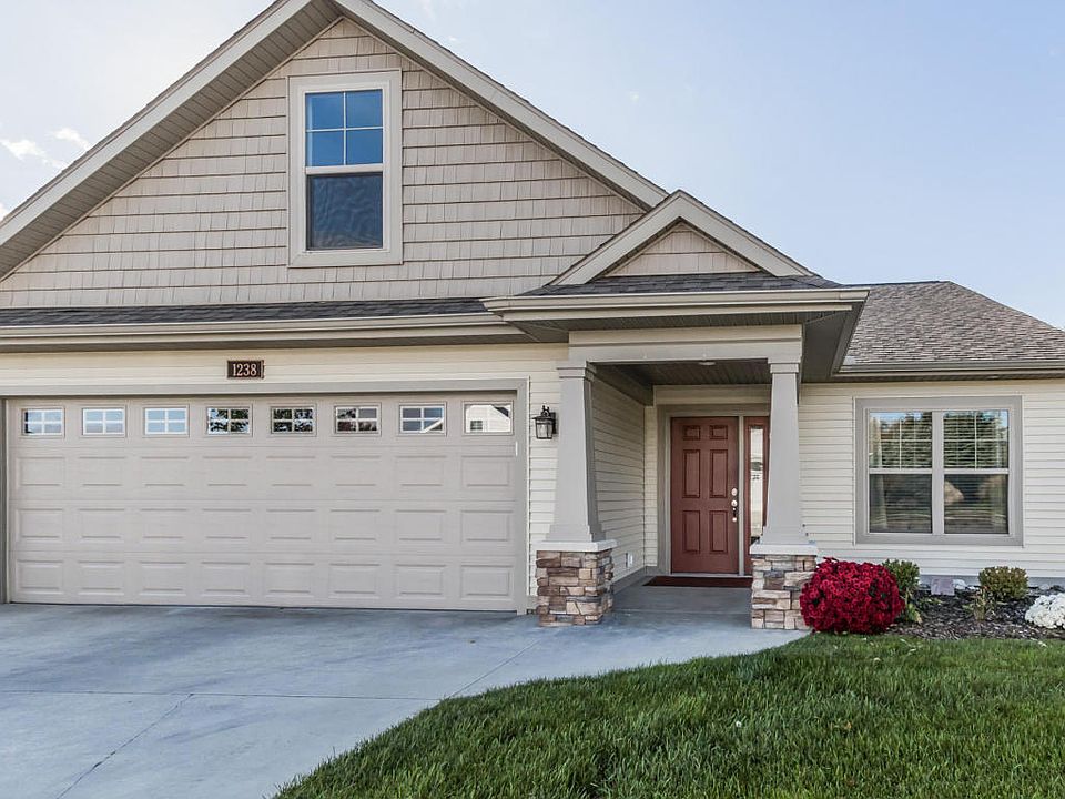 1st image of 1238 Saint Andrews Dr