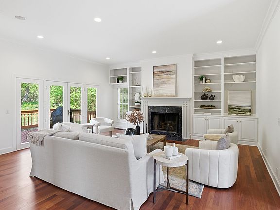 5th image of 128 Abbeywood Dr