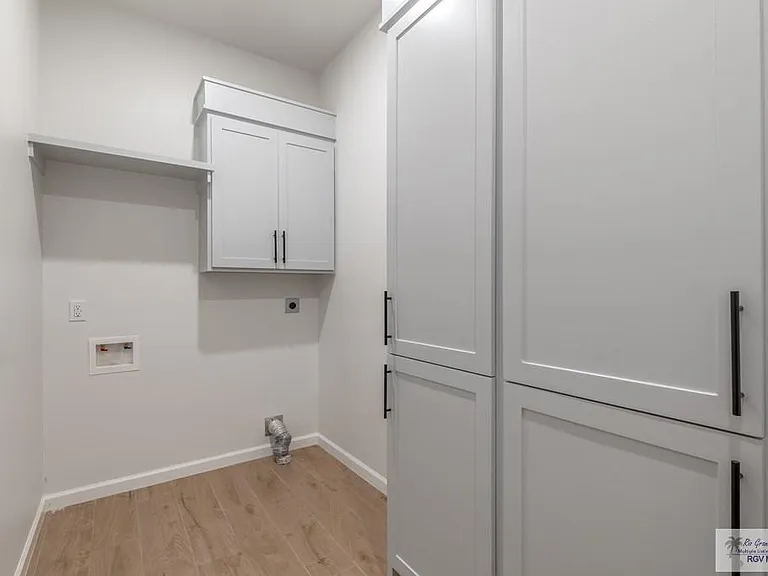 5320 Oakley St — Photo 11