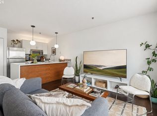 315 NW Uptown Ter APT 1A, Portland, OR 97210
