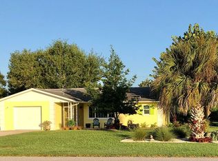 916 Bay Vista Blvd, Englewood, FL 34223