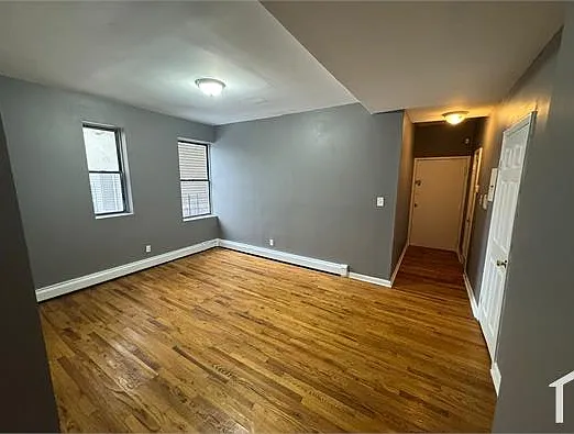 246 Roseville Ave #1-D — Photo 2