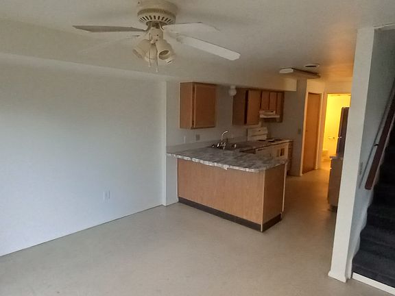 5th image of 25038 Gerald Ave