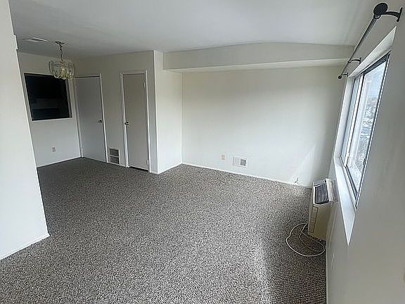3rd image of 61 Francine Ct #B