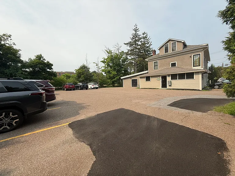 430 Shelburne Rd #3 — Photo 48