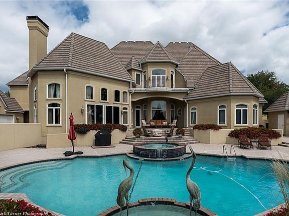 4th image of 22 W Pinnacle Dr