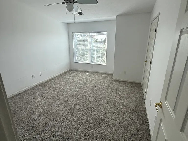 969 Mistflower Ln — Photo 2