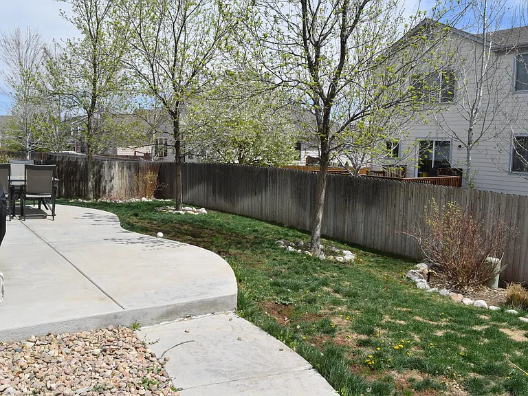 11342 Niagara St — Photo 22
