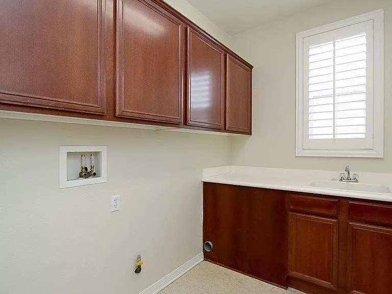 12638 Dairy St — Photo 16