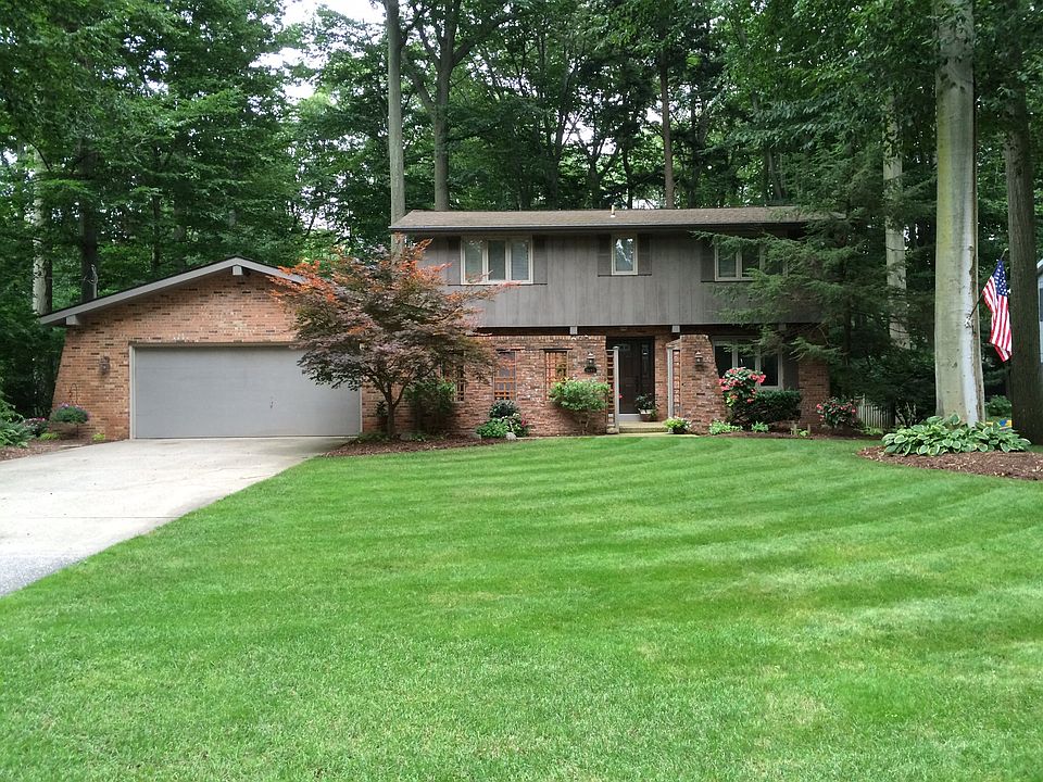 1st image of 1440 Seminole Dr