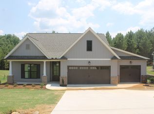 307 Palmetto Rd, Pelzer, SC 29669