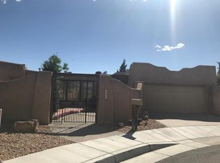 1904 Sol Rio Ct NW, Albuquerque, NM 87107