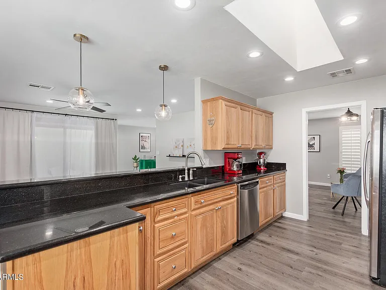 4912 E Friess Dr — Photo 11