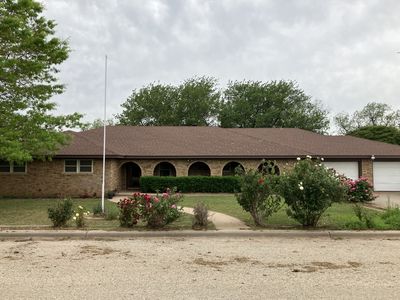 707 N Charles St, Seymour, TX, 76380