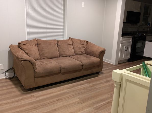 3242 S Hoyne Ave APT C2