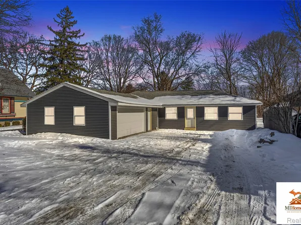 713 S Mill St, Clio, MI 48420