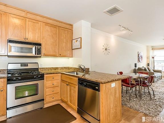 2nd image of 270 Valencia St APT 401