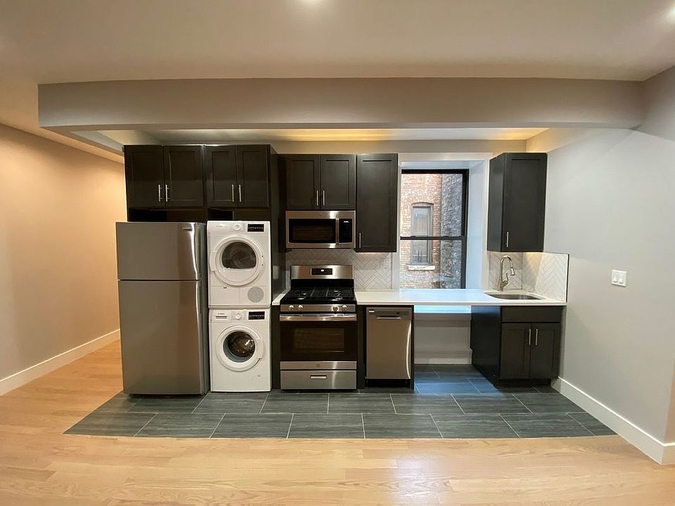 1st image of 166 W 129th St #54