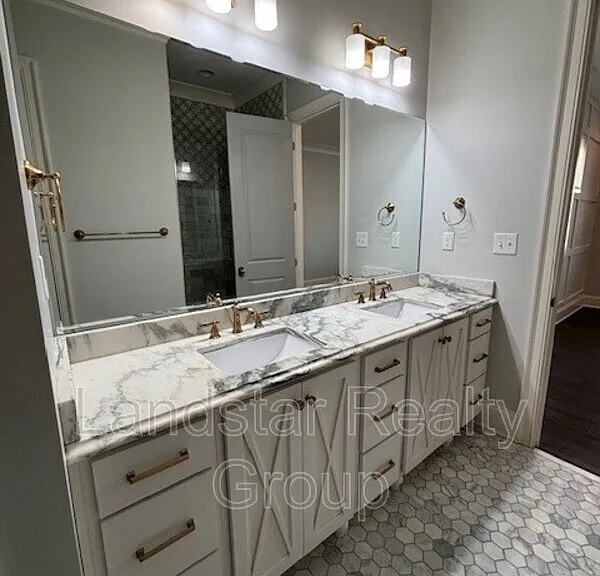 6411 Moonseed St — Photo 33